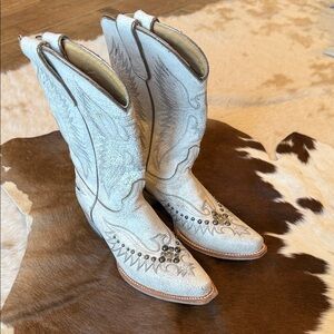 Idyllwind Silver Western Studded Heeled Boots